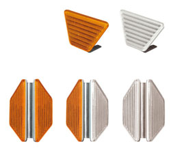 大角度附著式輪廓標(biāo)